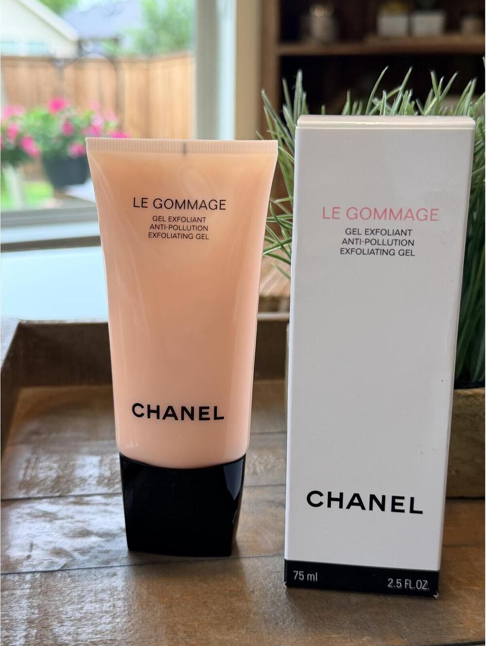 CHANEL Le Gommage Exfoliating Gel Exfoliant Anti Pollution 75ml/2.5oz Discont.
